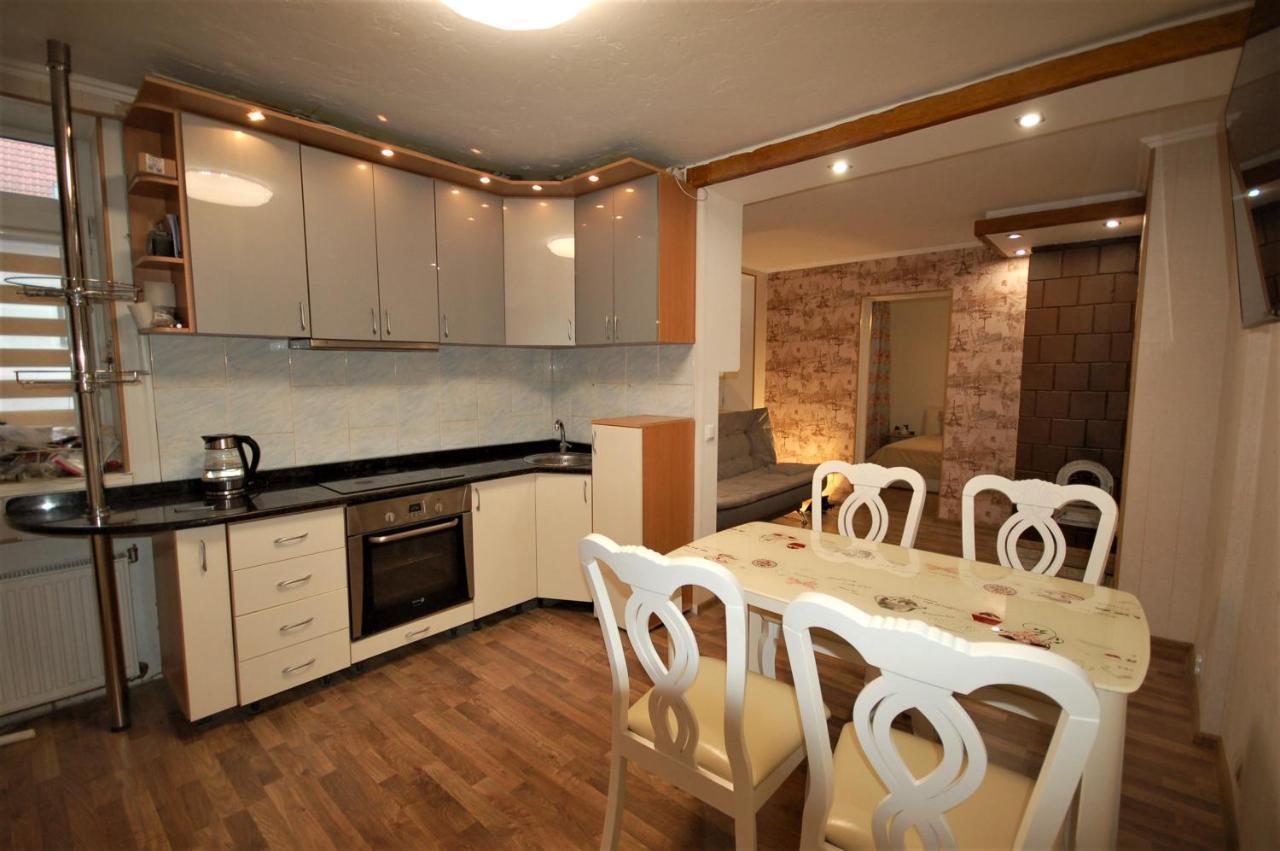 Ludvika Elegance Apartment Liepāja Esterno foto